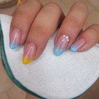 Vi piacciono le mie unghia pee il matrimonio? - 1