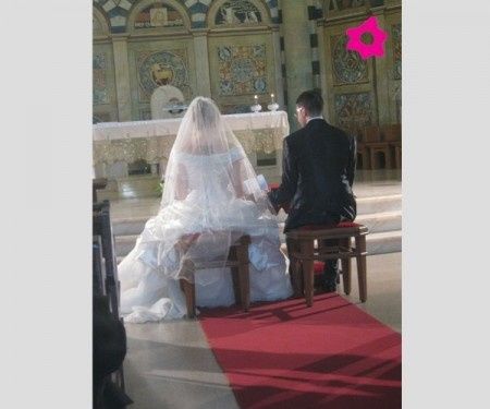 Come sedersi in chiesa con il vestito? - 1