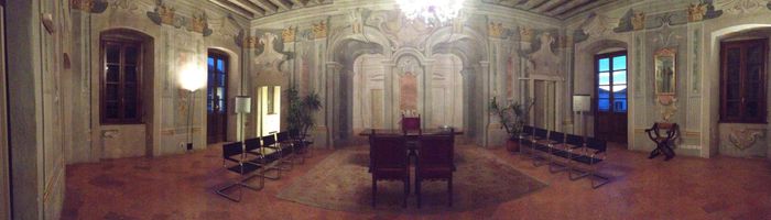 sala villa carrara un po' più in grande