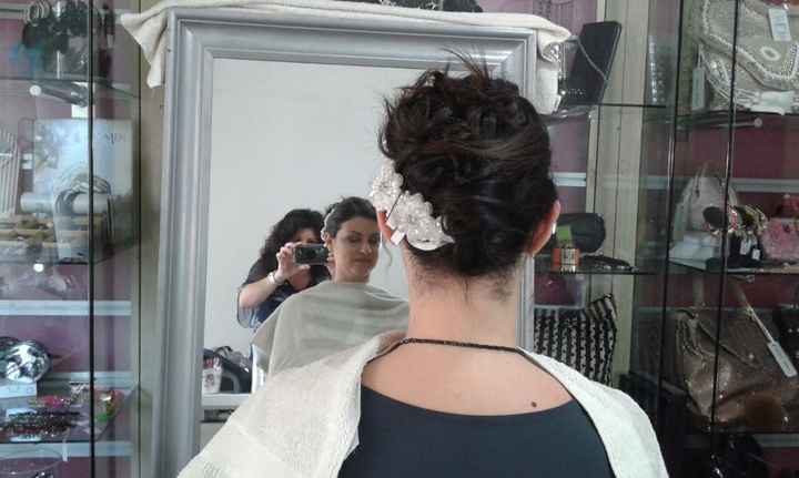 Indecisione acconciatura sposa