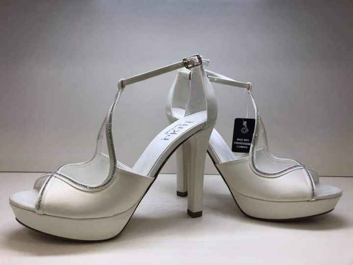 Scarpe, che passione! Ma quali scegliere per il matrimonio? - 1
