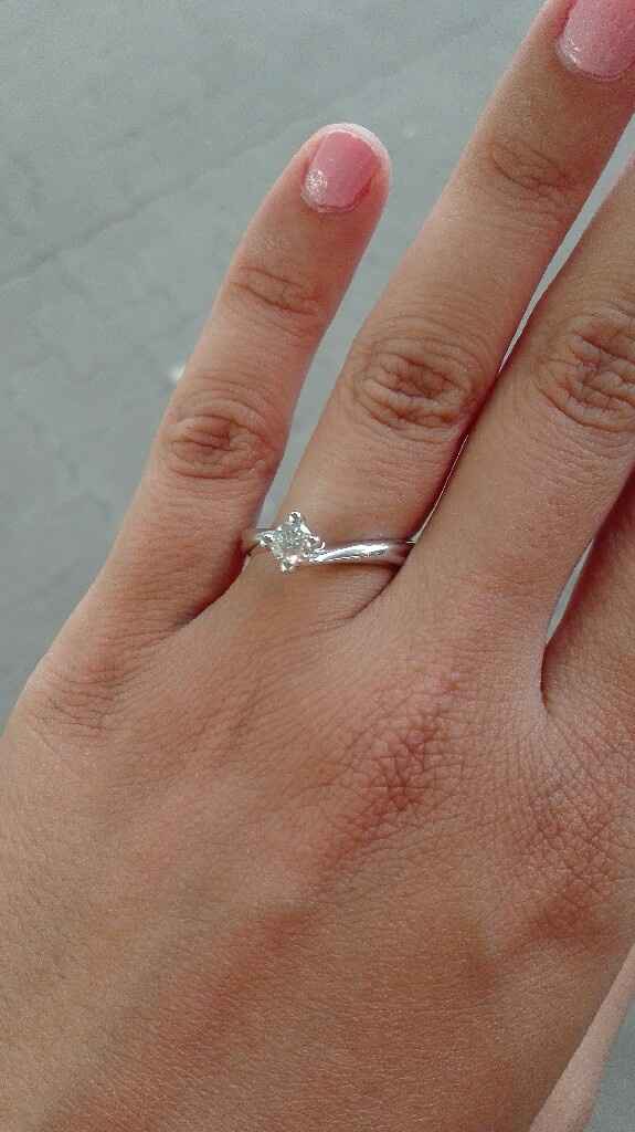 #LoveFriday - Mostrateci il vostro anello di fidanzamento - 1