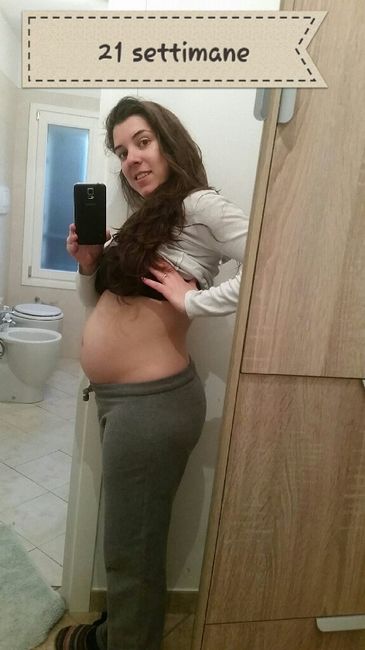 A 5 mesi la pancia di una donna incinta si vede? - 1