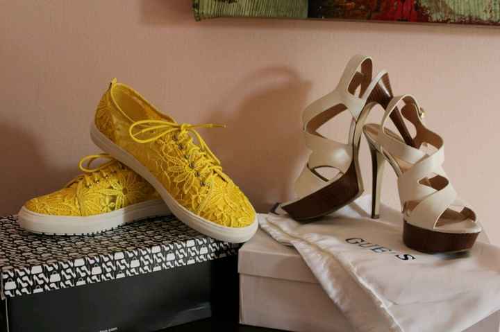 Scarpe sposa....bianche o colorate? mi fate vedere le vostre? - 1