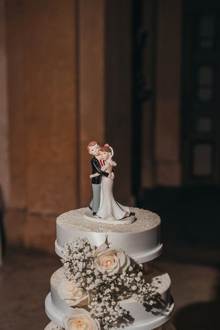 Cake topper 3