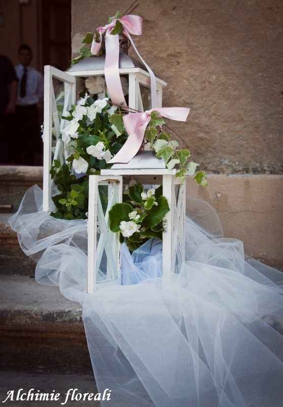 Idee addobbi esterno chiesa senza fiori - 4