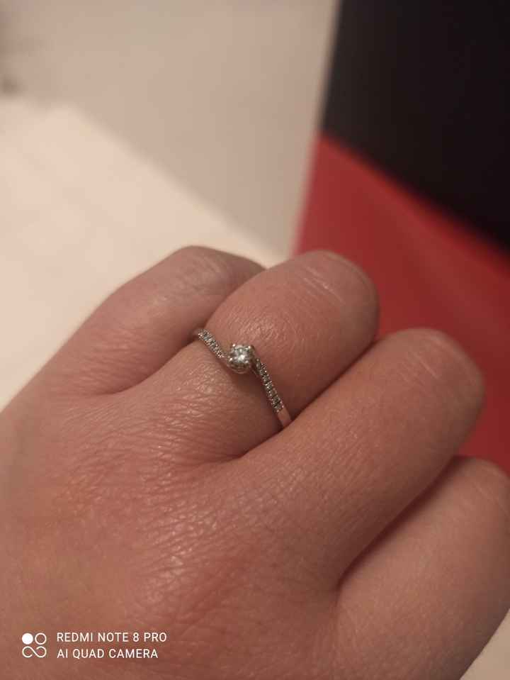 Come è il vostro anello di fidanzamento?? - 1