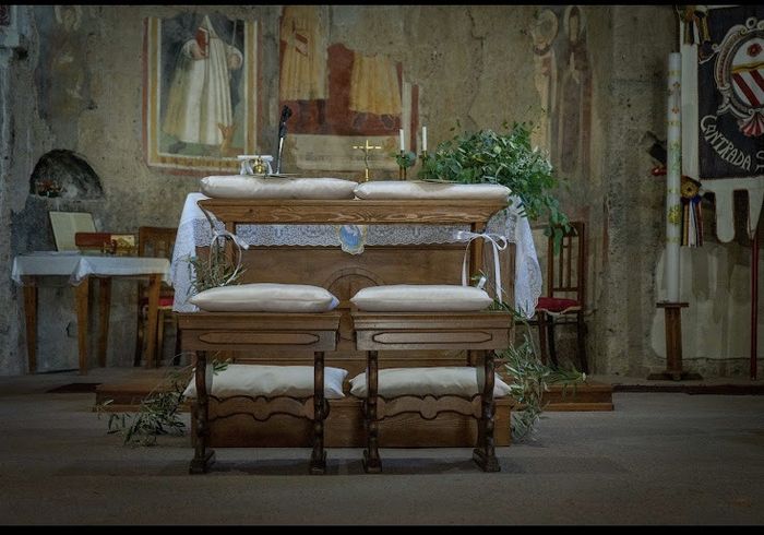 Come addobbare una chiesa piccola? 6