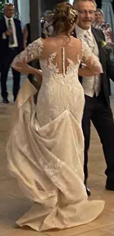 Prima prova! e 'bustle' coda abito.. - 2