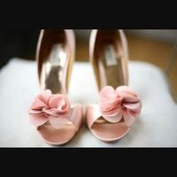 Scarpe colorate: chi le sceglierà? - 1