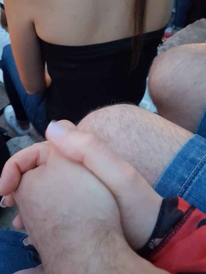 odio essere fotografata :)