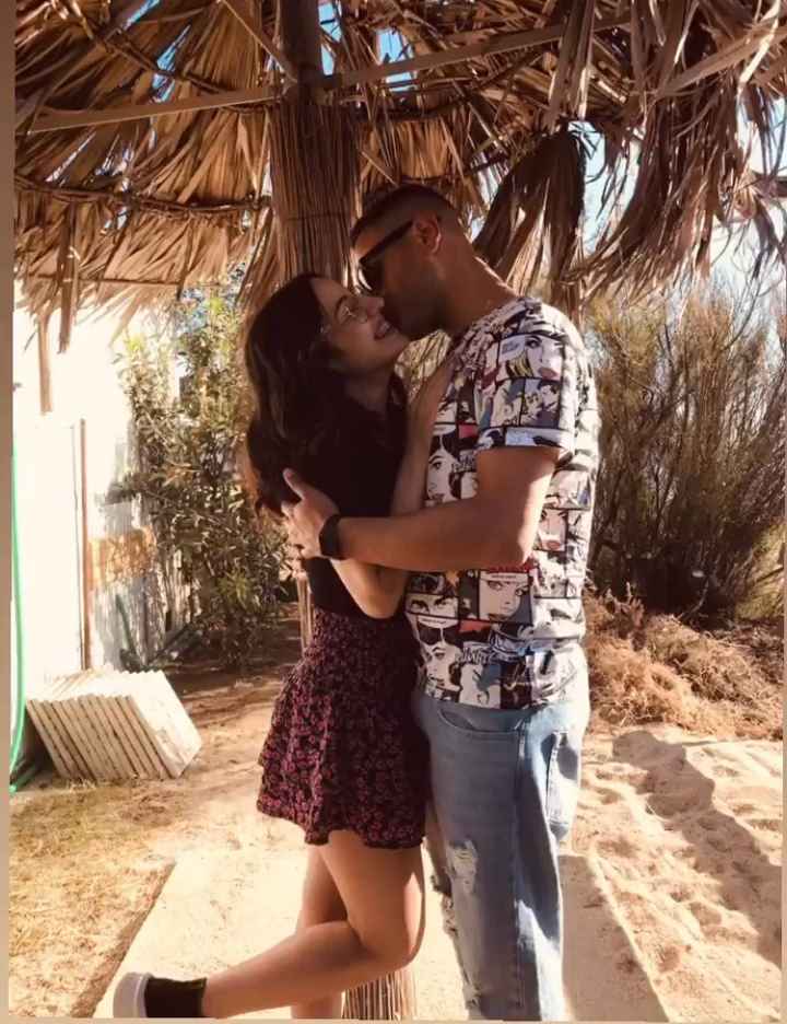 Postate una foto di voi due 👇 - 1