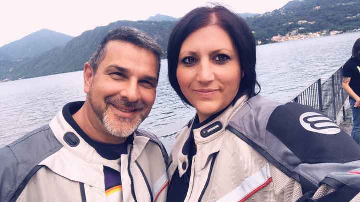 Postate una foto di voi due 👇 - 1