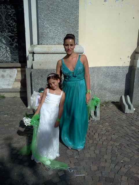 Una nostra foto da bambina e da adulta - 2