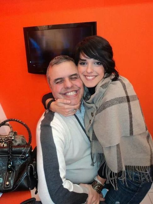 Una nostra foto da bambina e da adulta - 1