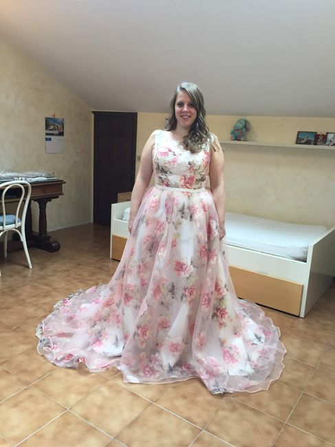 Abiti da sposa .. non solo bianchi !!❤️🧡💛💚💙💜 - 1