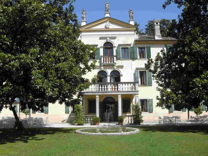villa Calvi