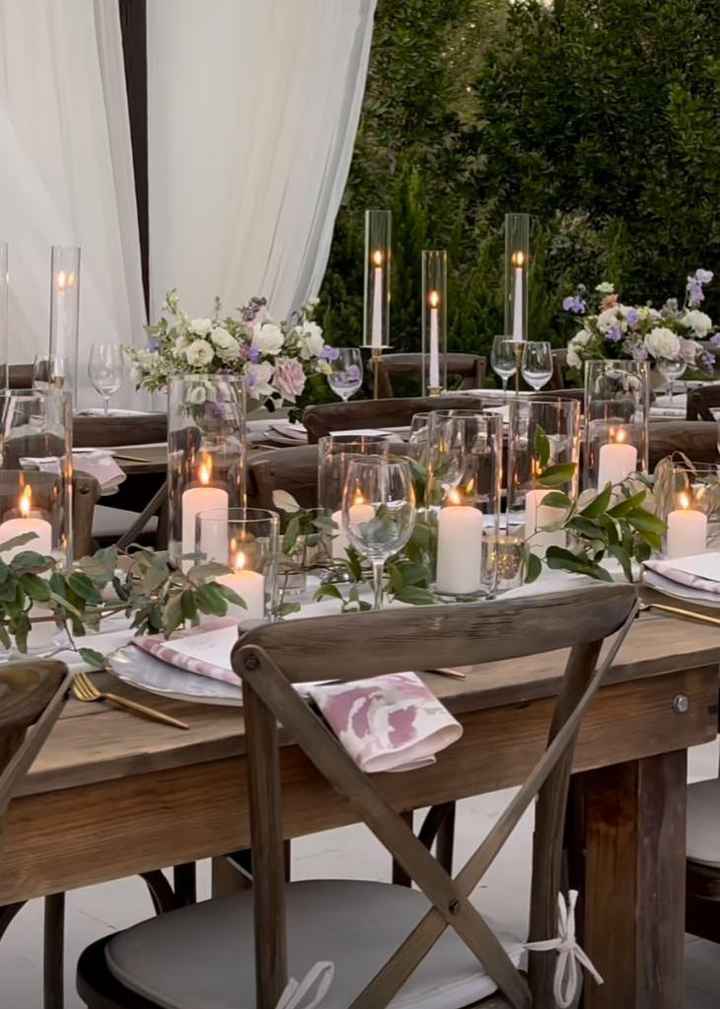 Segnaposto ai tavoli - 1