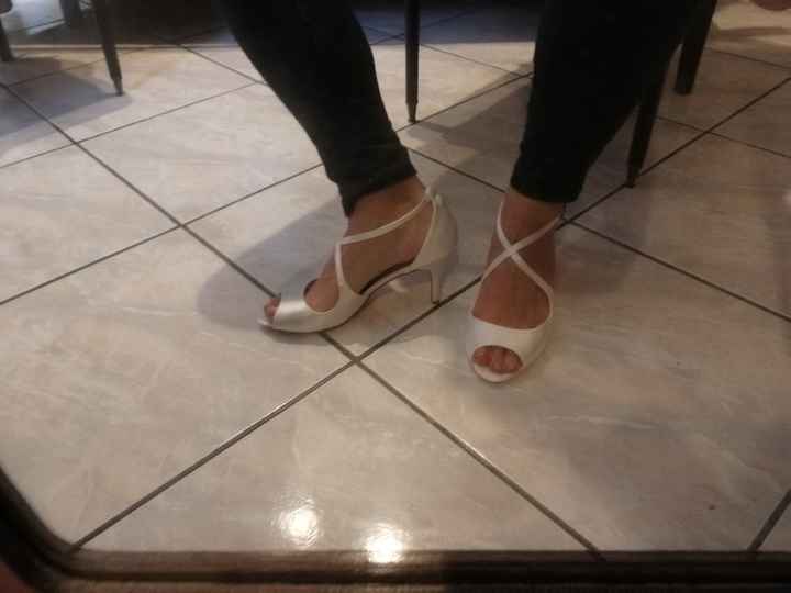 Cambio scarpe con cambio abito - 2