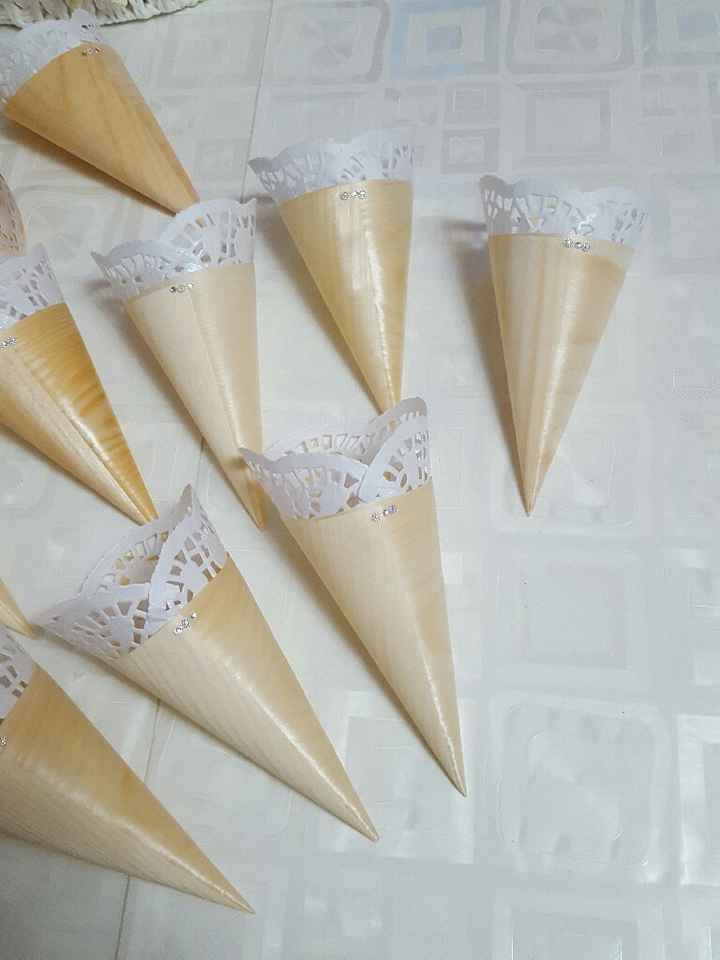 Coni porta petali e kit rito della sabbia - 1