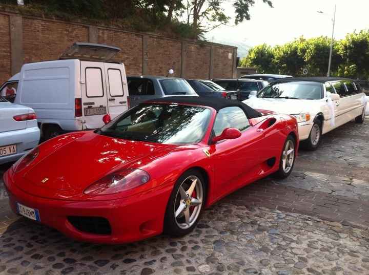 La ferrari di fm e la limousine mia 