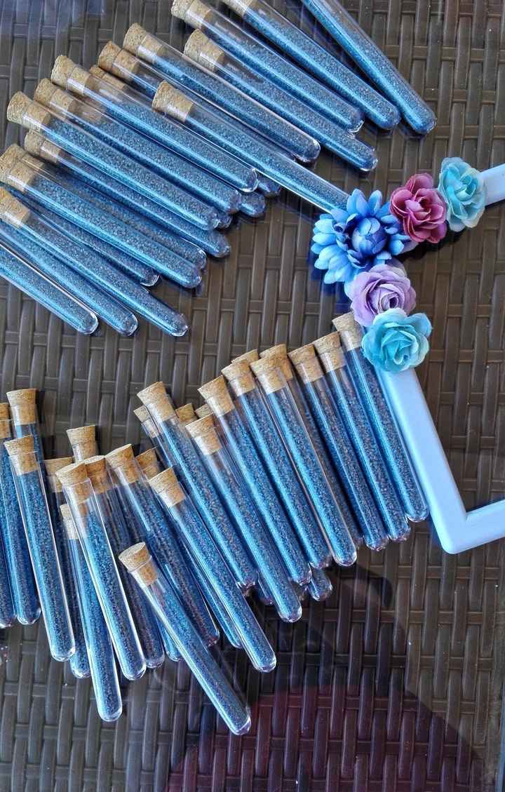 provette blu polvere con cornice segnatavolo