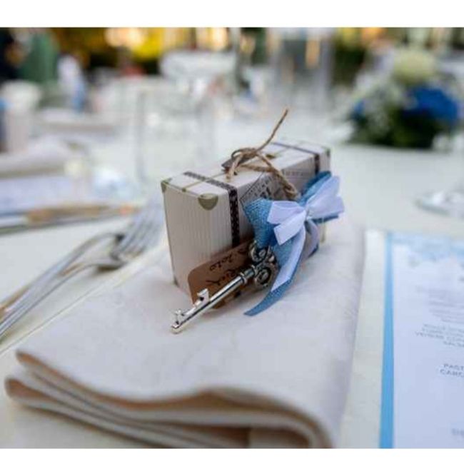 Centro tavola e segnaposti a tema - 7