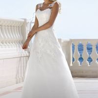 Com'è questo abito da sposa?? - 1