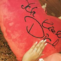 E ora mostraci una foto del tuo anello di fidanzamento! - 1