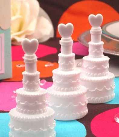 PORTA BOLLE DI SAPONE A FORMA DI WEDDING CAKE