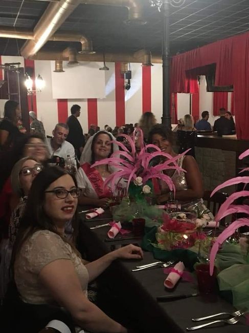 -20 e una serata che ti ricarica per il tour finale!🤩😎💃 8