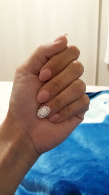 Smalto e ceretta fai da te o professionale? 1