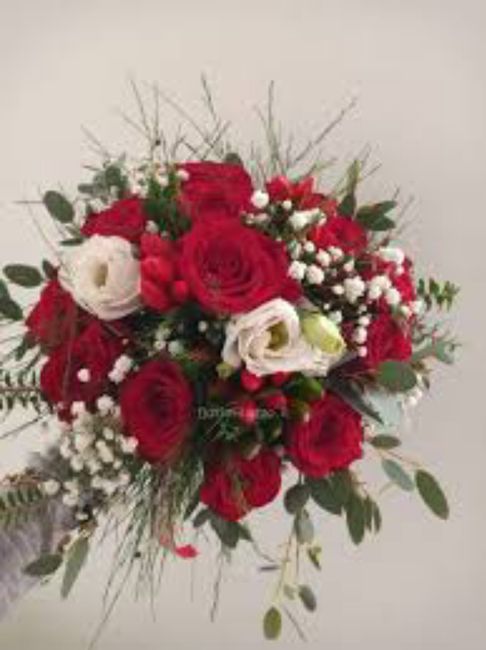 Bouquet rose rosse e bianche 5