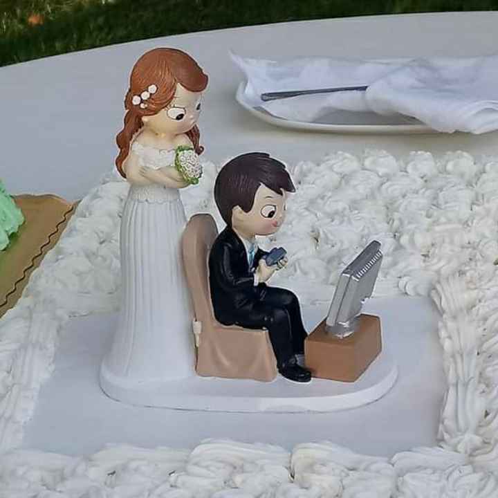 Cake topper - 1