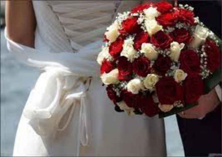 Bouquet rose rosse e bianche - 2
