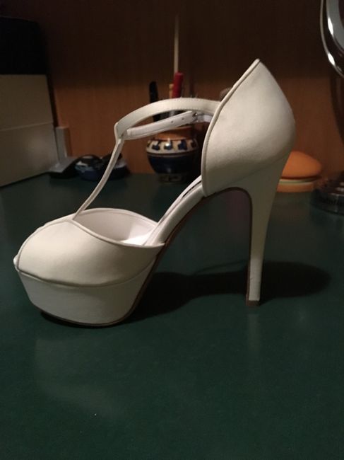 Sono curiosa di vedere le vostre scarpe. .. - 1