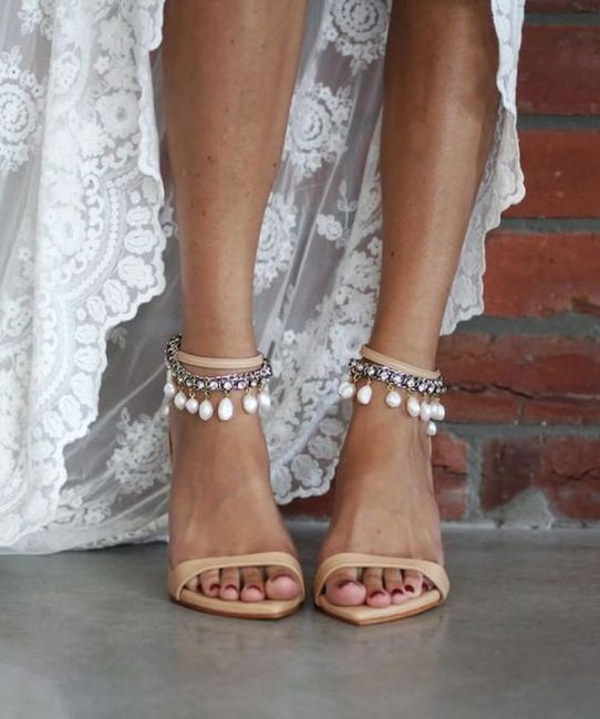 Che scarpe sceglieresti per una sposa BOHO-CHIC? 👠 1