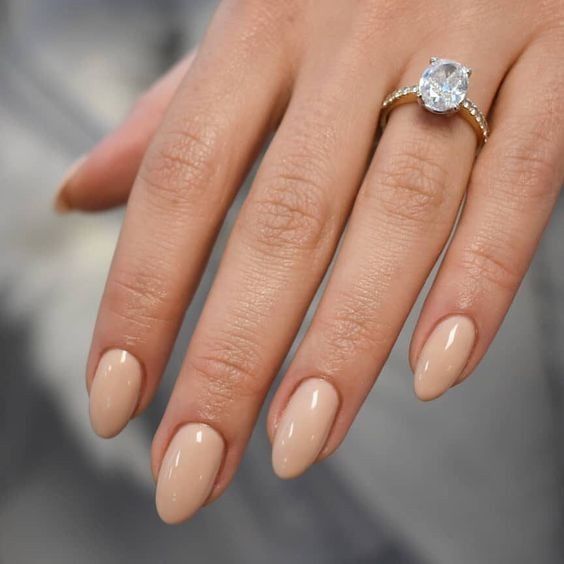 4. manicure sposa