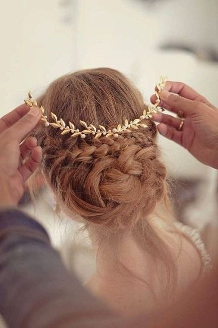 Promosso o bocciato: accessorio capelli sposa 👱‍♀️ 1