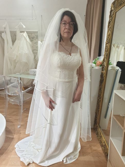 Fianchi larghi e un po' di pancetta - 1