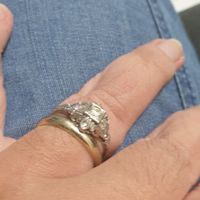 Voi avete l'anello di fidanzamento di marca oppure avete preferito un anello "normale"? - 1