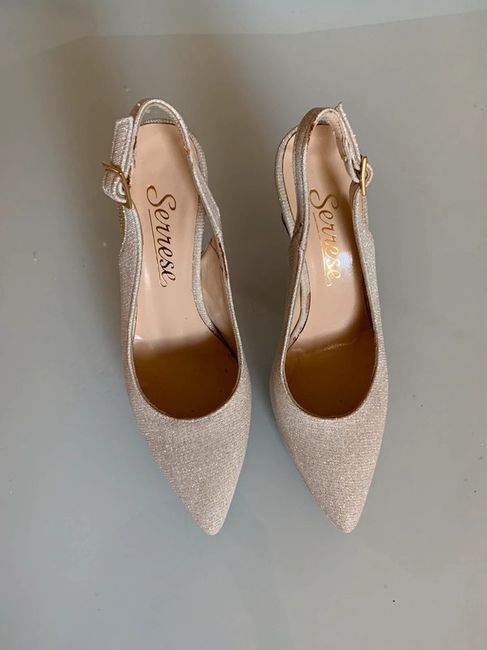 Scarpe di riserva per il gran giorno 8