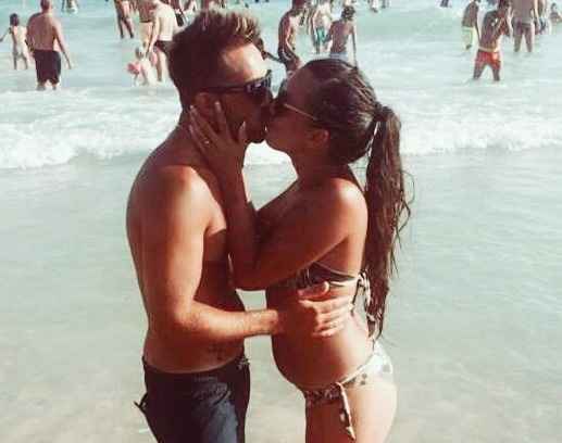 Si avvicina San Valentino - la foto dei vostri baci con fm - 1