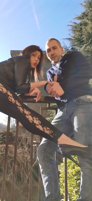 Postate una foto di voi due 👇 - 1