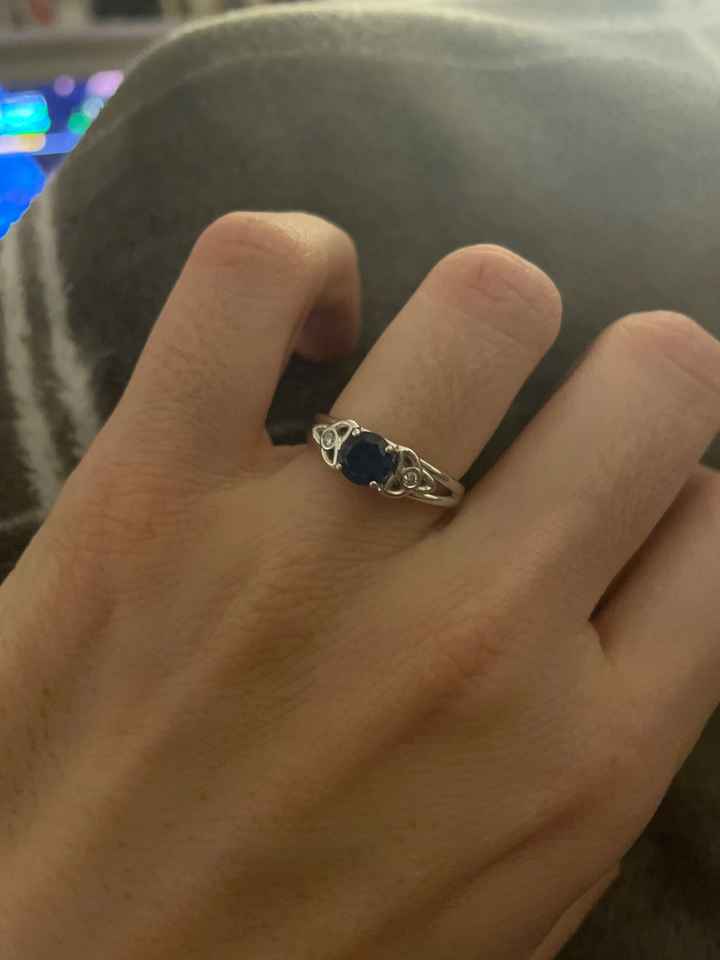 Avete ricevuto l'anello per la proposta di matrimonio?io sì più di uno😅 è per me sono stupendi. Ovvi