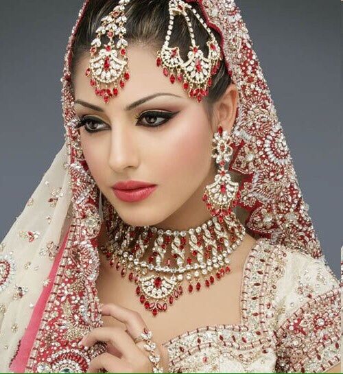 Vestito da sposa indiano 