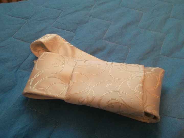 cravatta e fazzoletto