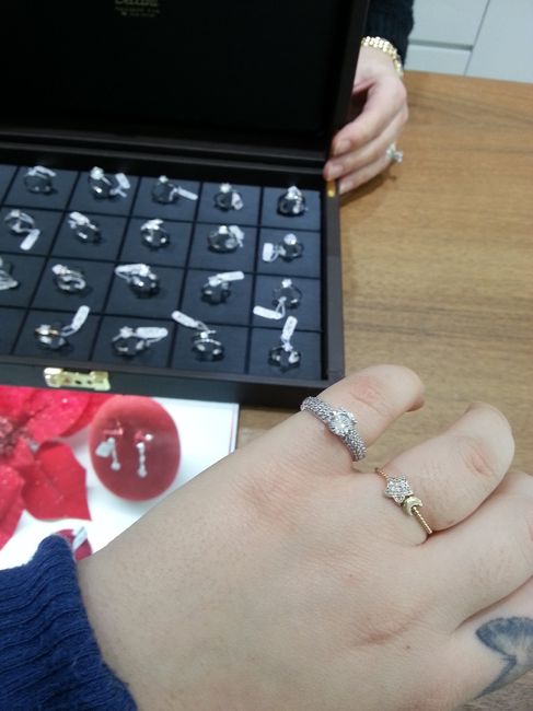 Anello in oro bianco 