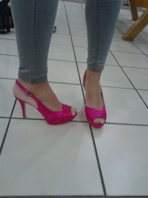 Ecco qui le mie scarpe fucsia!! - 1