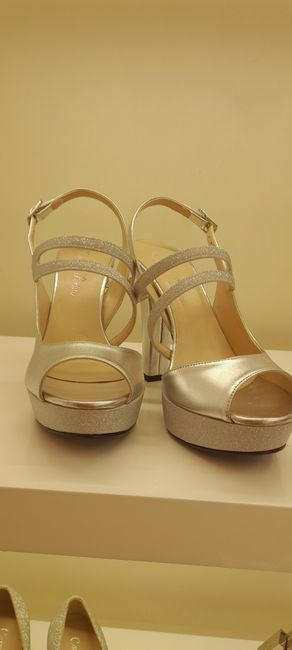 Avete già scelto le scarpe? 4